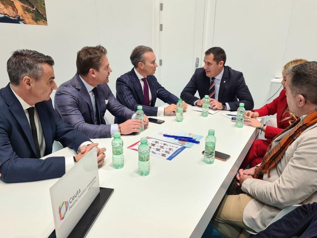 Ceuta recibe el distintivo SEGITTUR en la jornada de hoy de FITUR