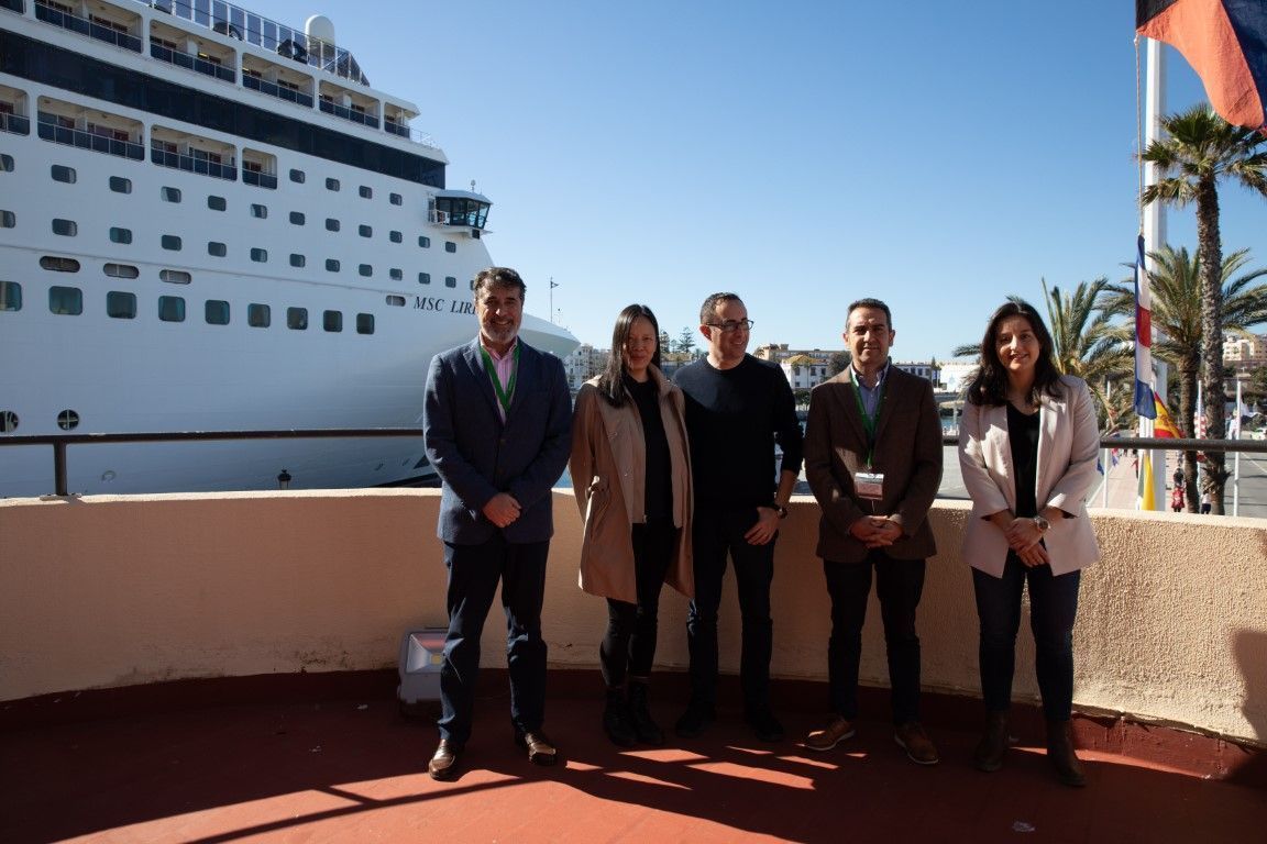 El magazine especializado Cruceroadicto.com visita Ceuta 