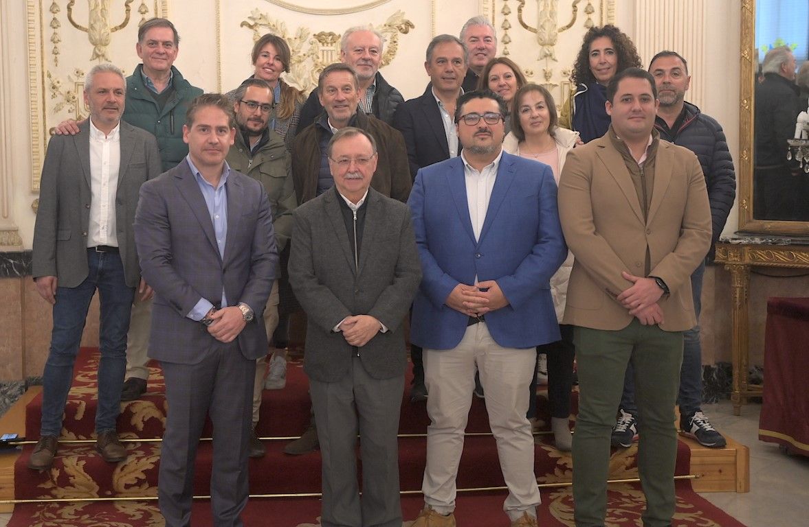 Vivas se reúne con el grupo empresarial turístico MICE