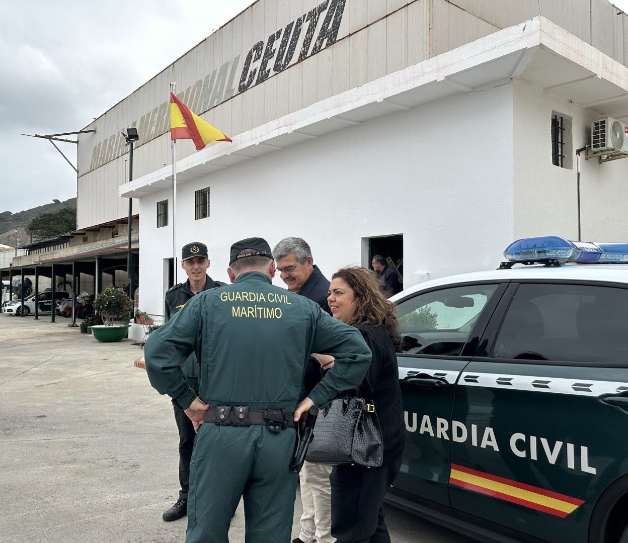 Cristina Pérez visita las instalaciones del Servicio Marítimo de la Guardia Civil