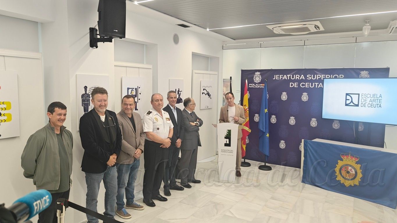 La Escuela de Arte y la Policía Nacional homenajean al gran diseñador Cruz Novillo