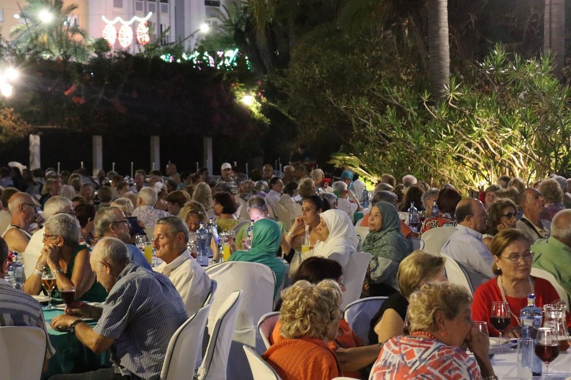 Desde mañana se pueden retirar las entradas para la tradicional cena de mayores