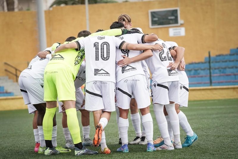 El Ceuta B necesita ganar mañana al Conil para no descolgarse más de la cabeza