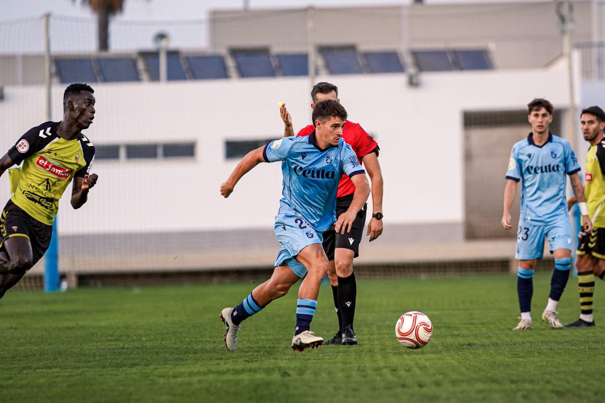 El Ceuta B se estrena en el “Pirri” ante un Egabrense que llega pisando fuerte