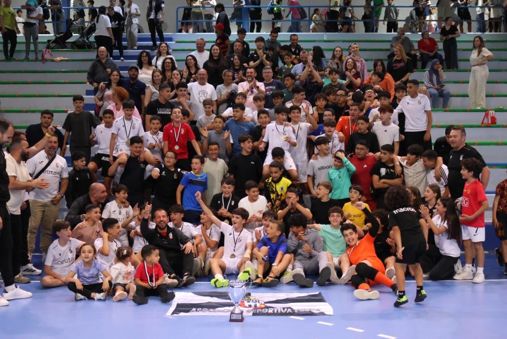 AD Ceuta campeon infantil 1805 2