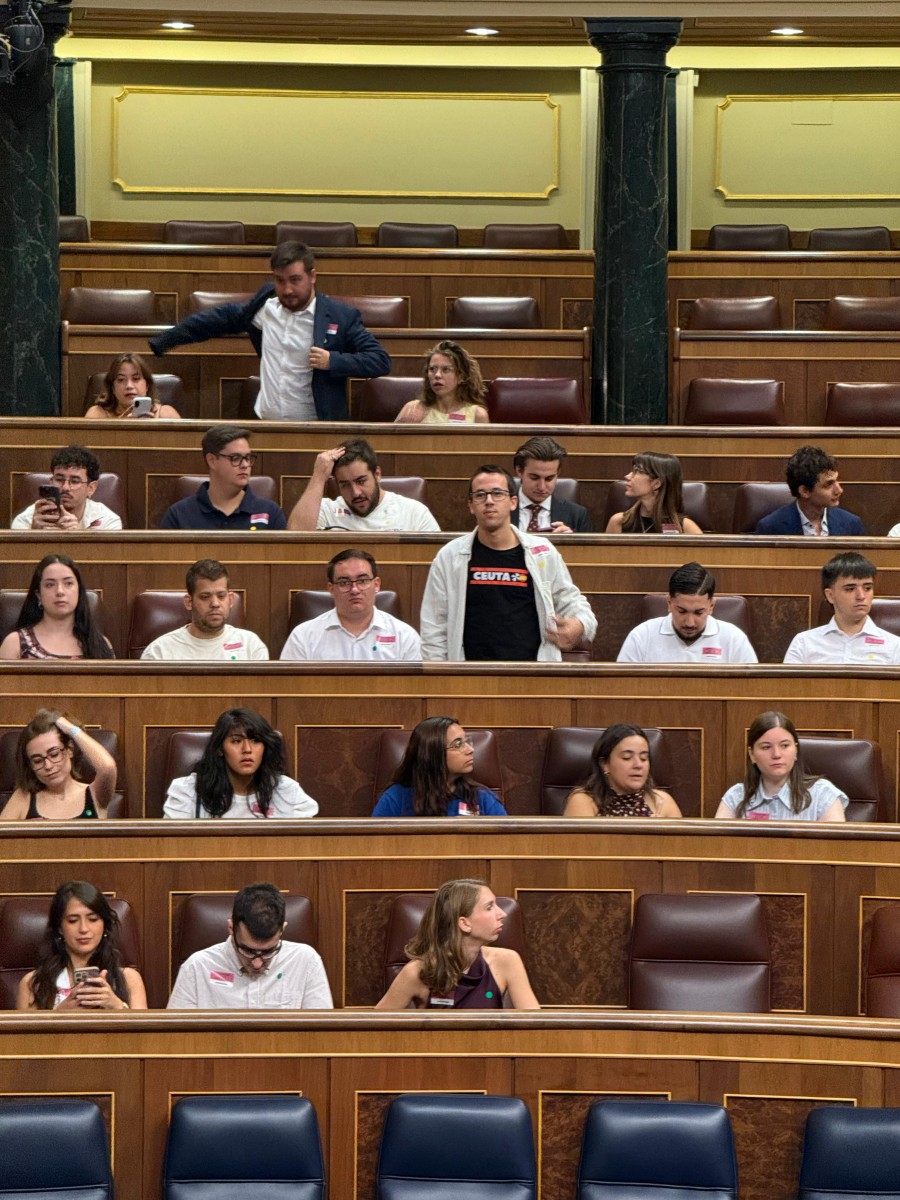 El presidente del Consejo de la Juventud de Ceuta traslada al Congreso las preocupaciones de los jóvenes de la ciudad