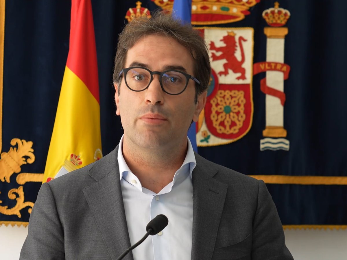 El ministro de Economía defiende la gestión del Gobierno con la crisis de Ceuta