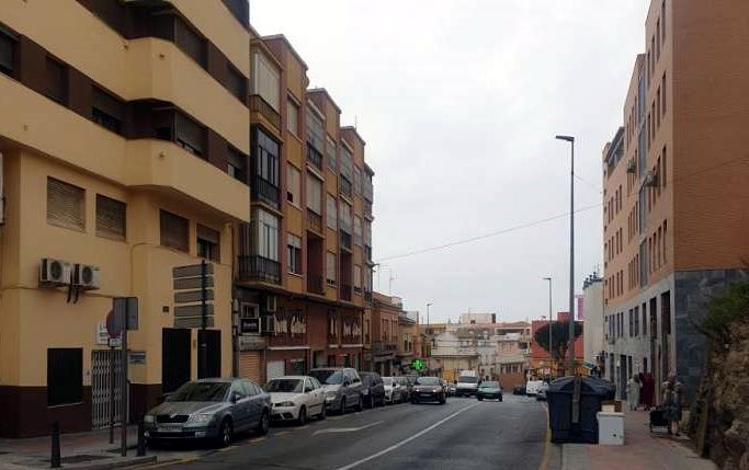 Licitadas obras en Reyes Católicos . Foto ciudady Juan de Juanes por más de 127.000 euros