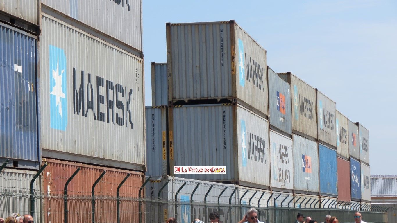 El tráfico de mercancías por los puertos se incrementa un 3,6%