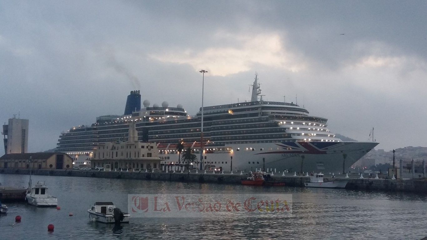 El puerto de Ceuta recibirá dos cruceros en los próximos días