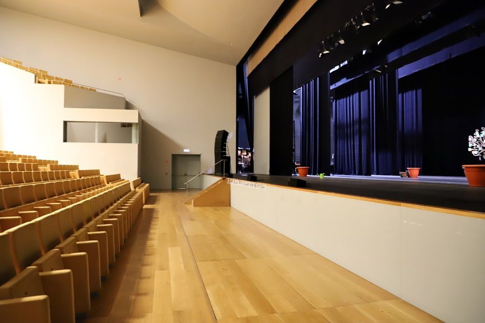 Aplazan la representación de “Cigarreras” por un caso de covid entre los integrantes de la compañía teatral