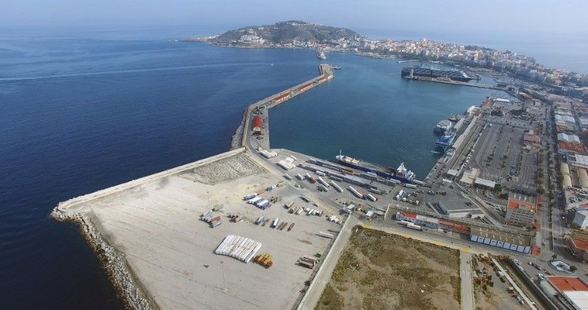 Puertos del Estado pide que se incremente la inversión privada en los puertos