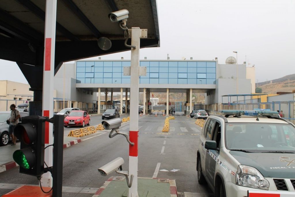 Más de 3.500 trabajadores están atrapados por cierre de frontera con Marruecos