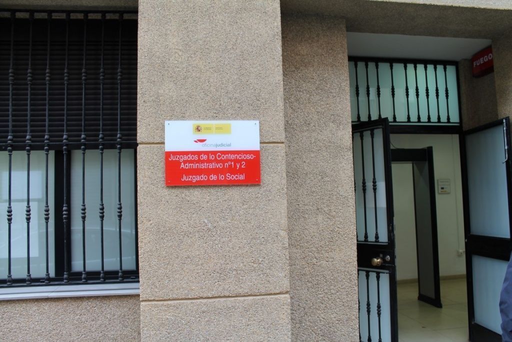 Una sentencia anula los 23 nombramientos de cargos de confianza del Gobierno de Vivas