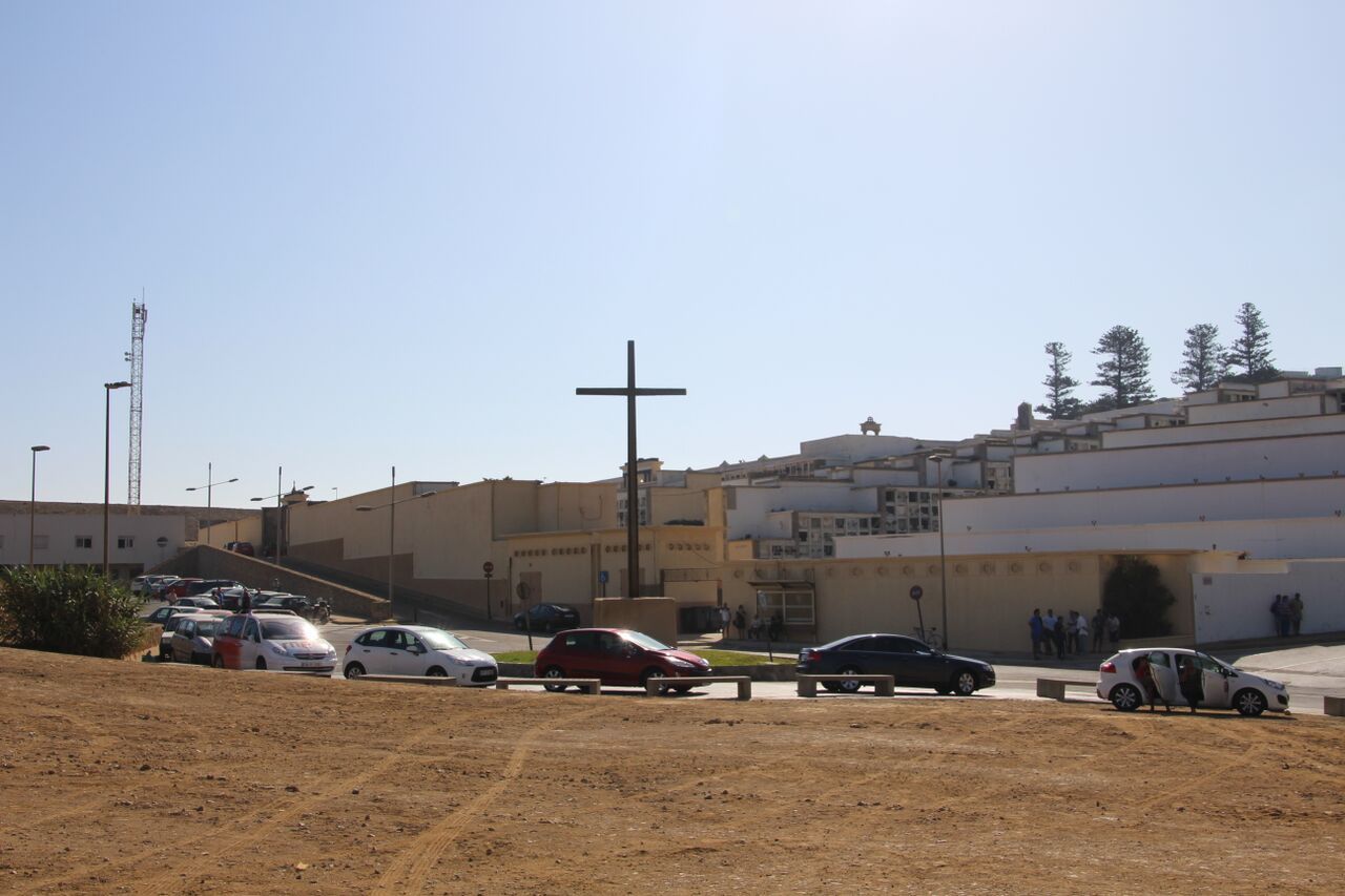 Recomiendan a las familias espaciar sus visitas a los cementerios en vísperas de Todos los Santos